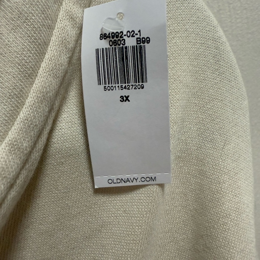 Old Navy Women’s Zip-Up Cream Sweater 3X so comfy - Picture 3 of 4